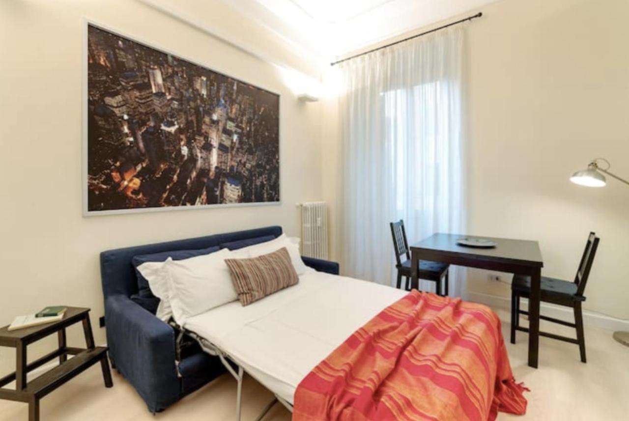 Sunny Flat In Elegant Building Close To Colosseum Rom Exterior foto