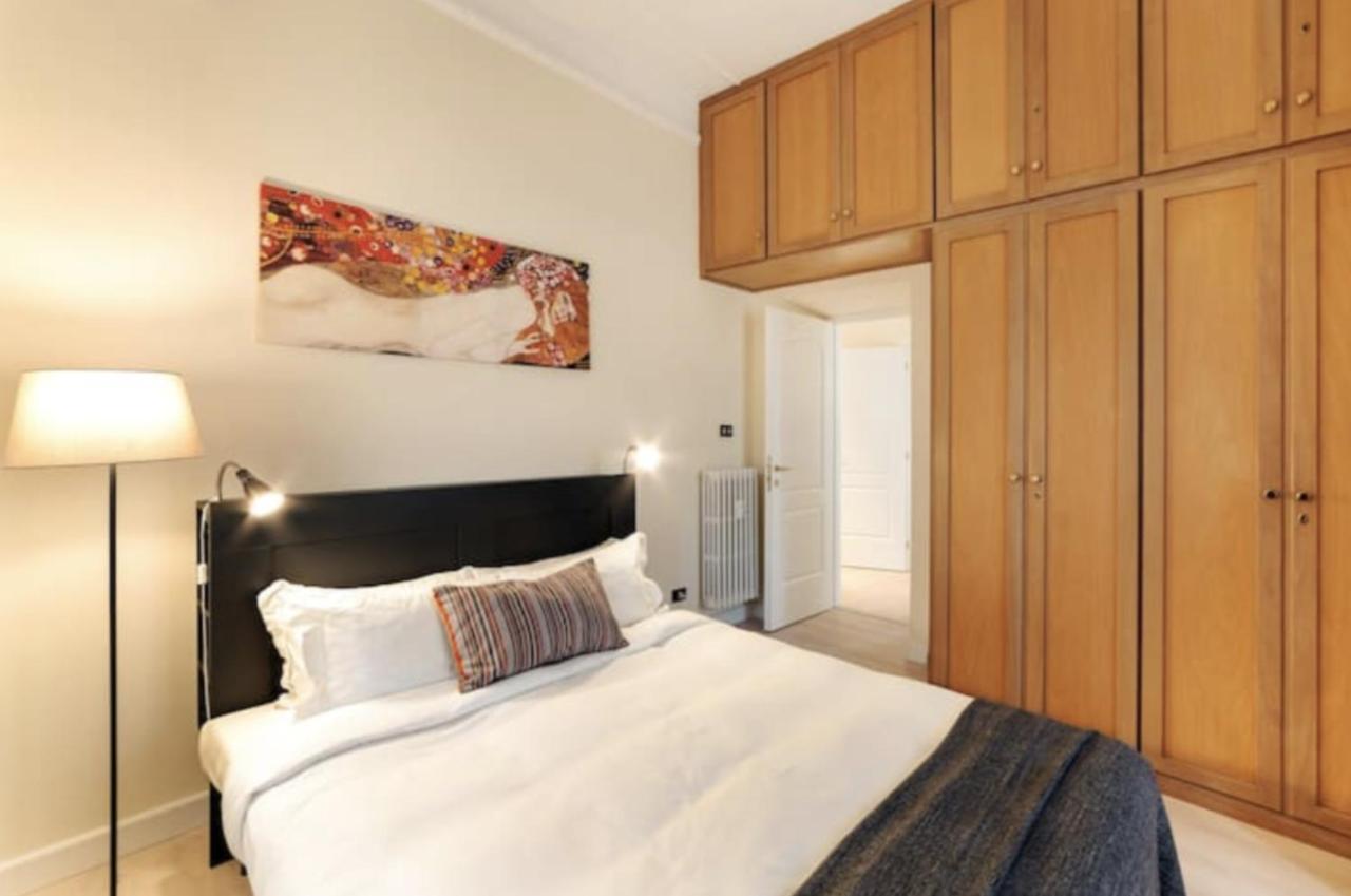 Sunny Flat In Elegant Building Close To Colosseum Rom Exterior foto