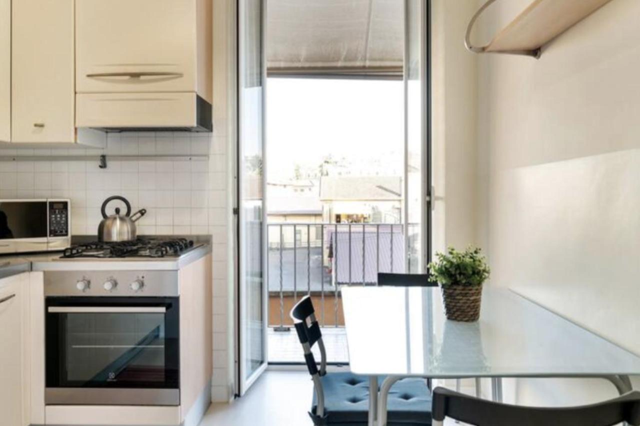 Sunny Flat In Elegant Building Close To Colosseum Rom Exterior foto