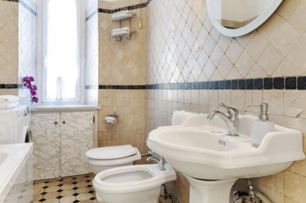 Sunny Flat In Elegant Building Close To Colosseum Rom Exterior foto