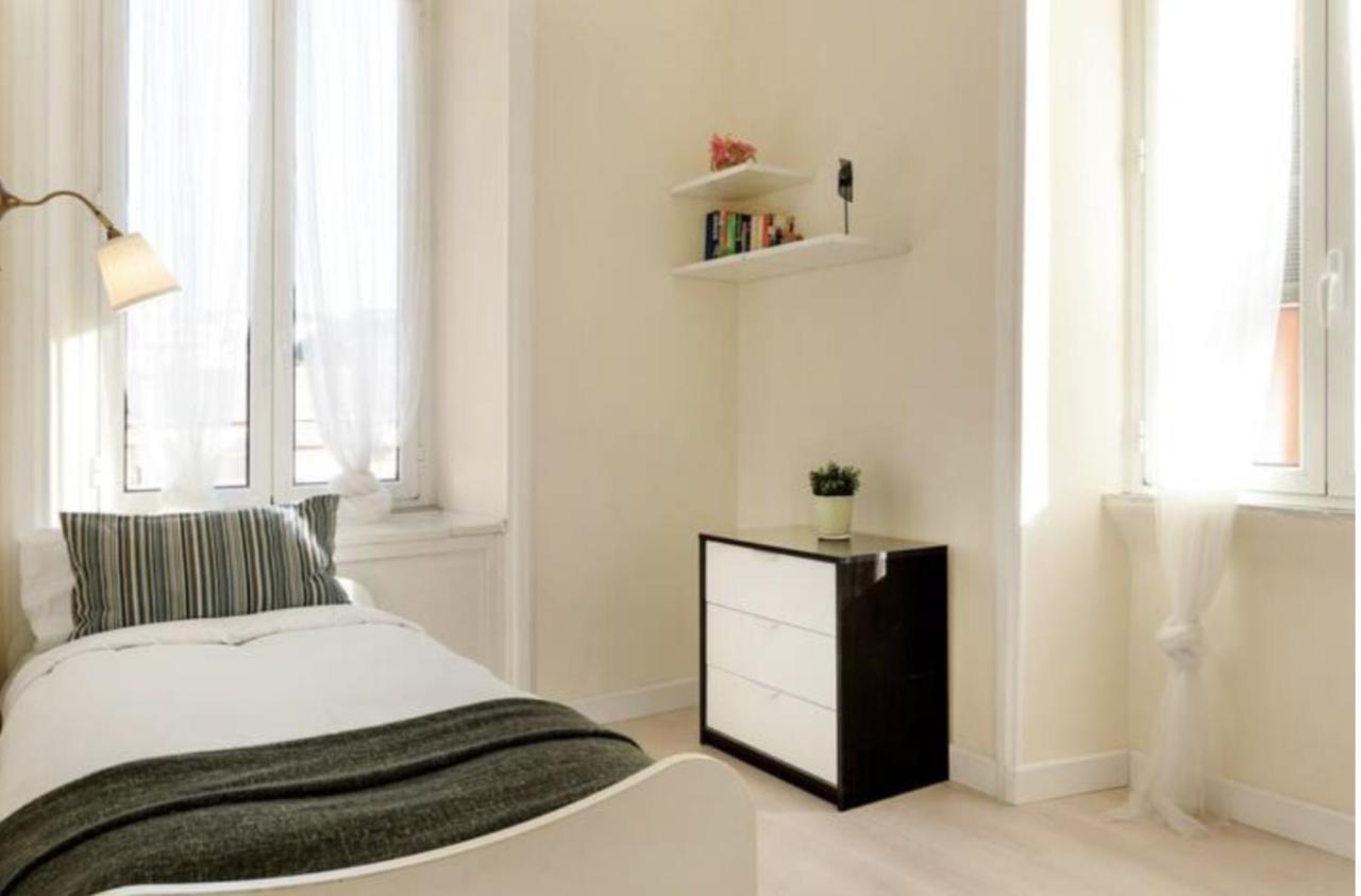 Sunny Flat In Elegant Building Close To Colosseum Rom Exterior foto