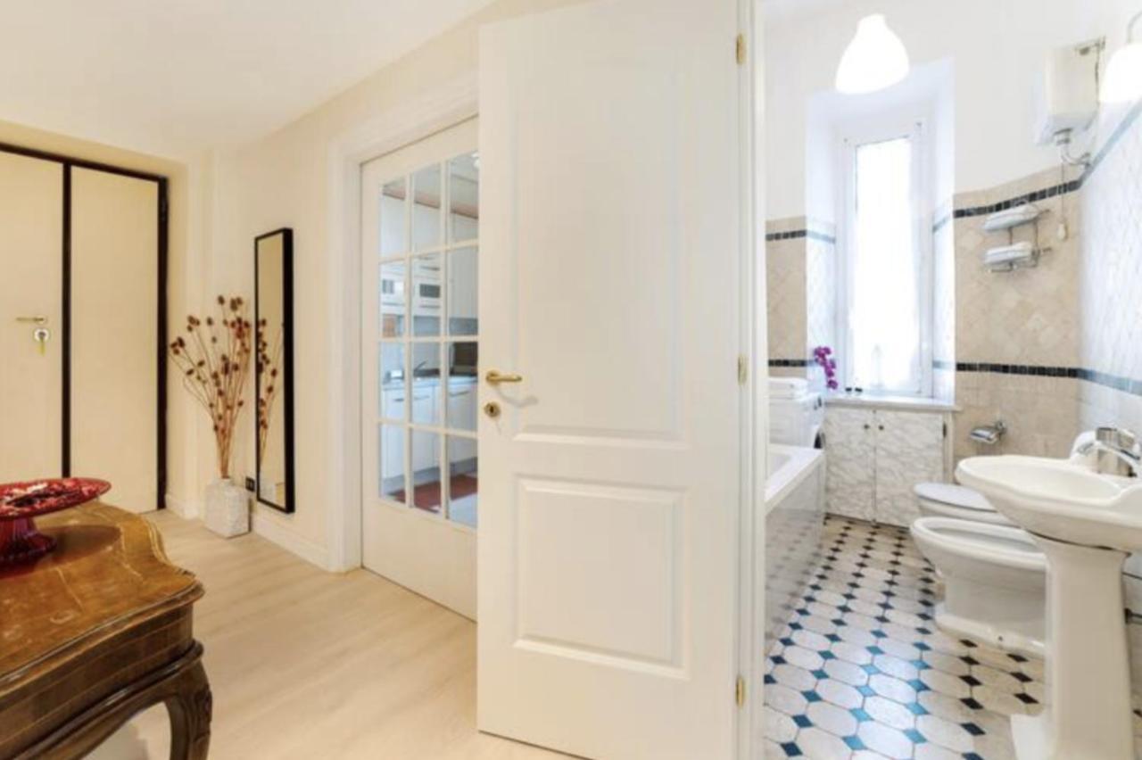Sunny Flat In Elegant Building Close To Colosseum Rom Exterior foto